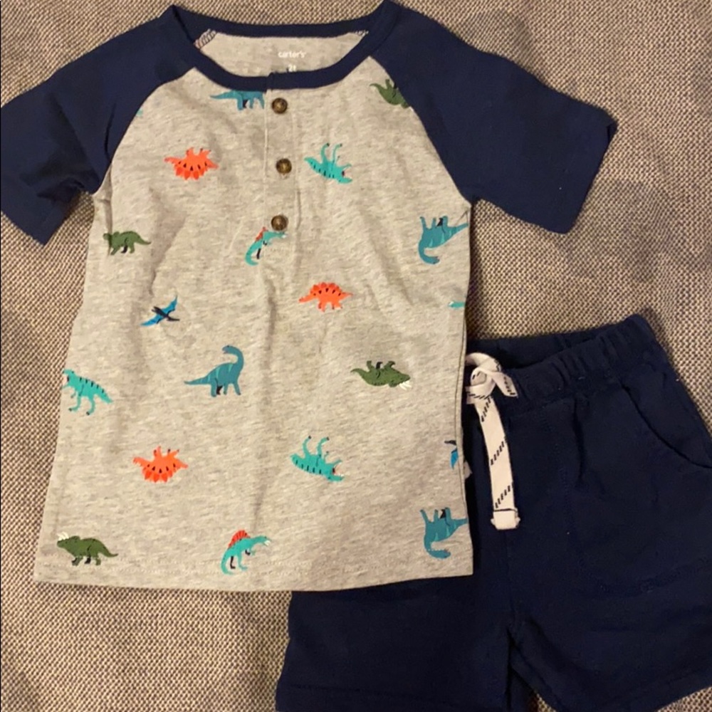 Carter’s matching set